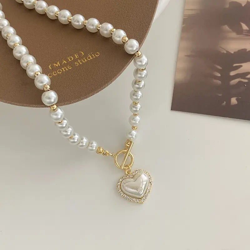 Elegant Pearl Necklace – Heart Pendant with Luxury Imitation Pearls