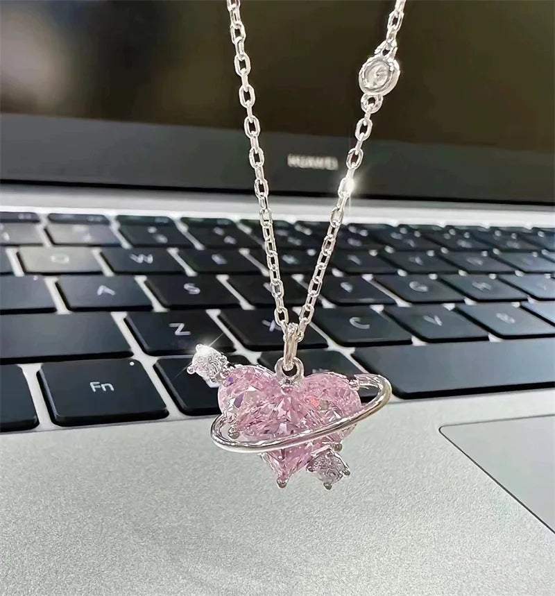 Pink Planet Heart Zircon Pendant Necklace – Aesthetic Clavicle Chain