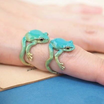 Green Enamel Frog Adjustable Ring – Cute Animal Inspired Jewelry