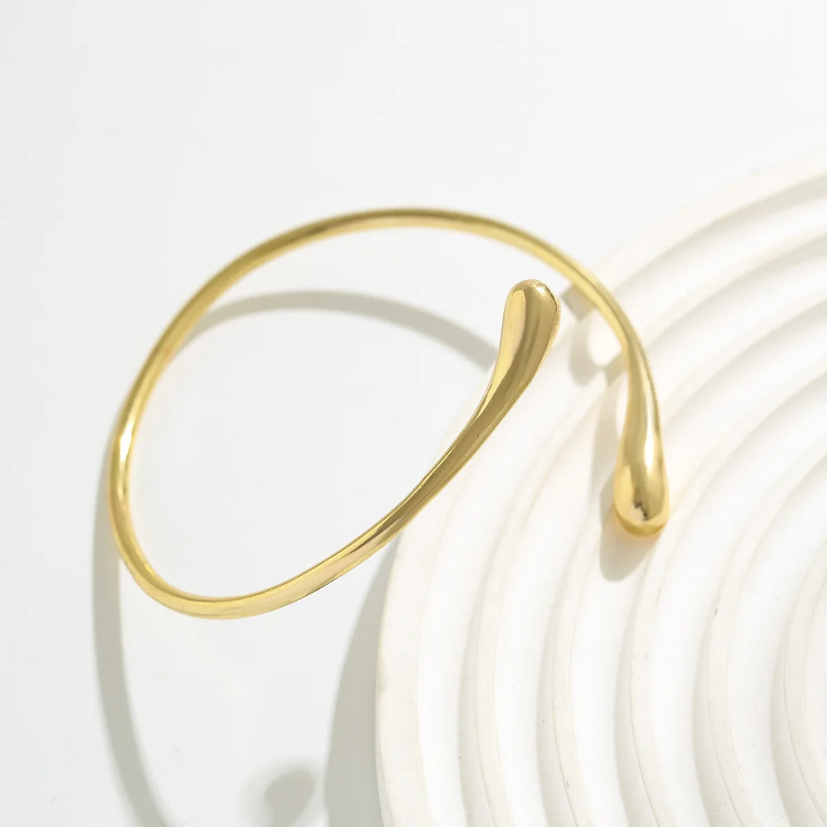 Vintage Water Drop Upper Arm Cuff – Adjustable Geometric Bangle