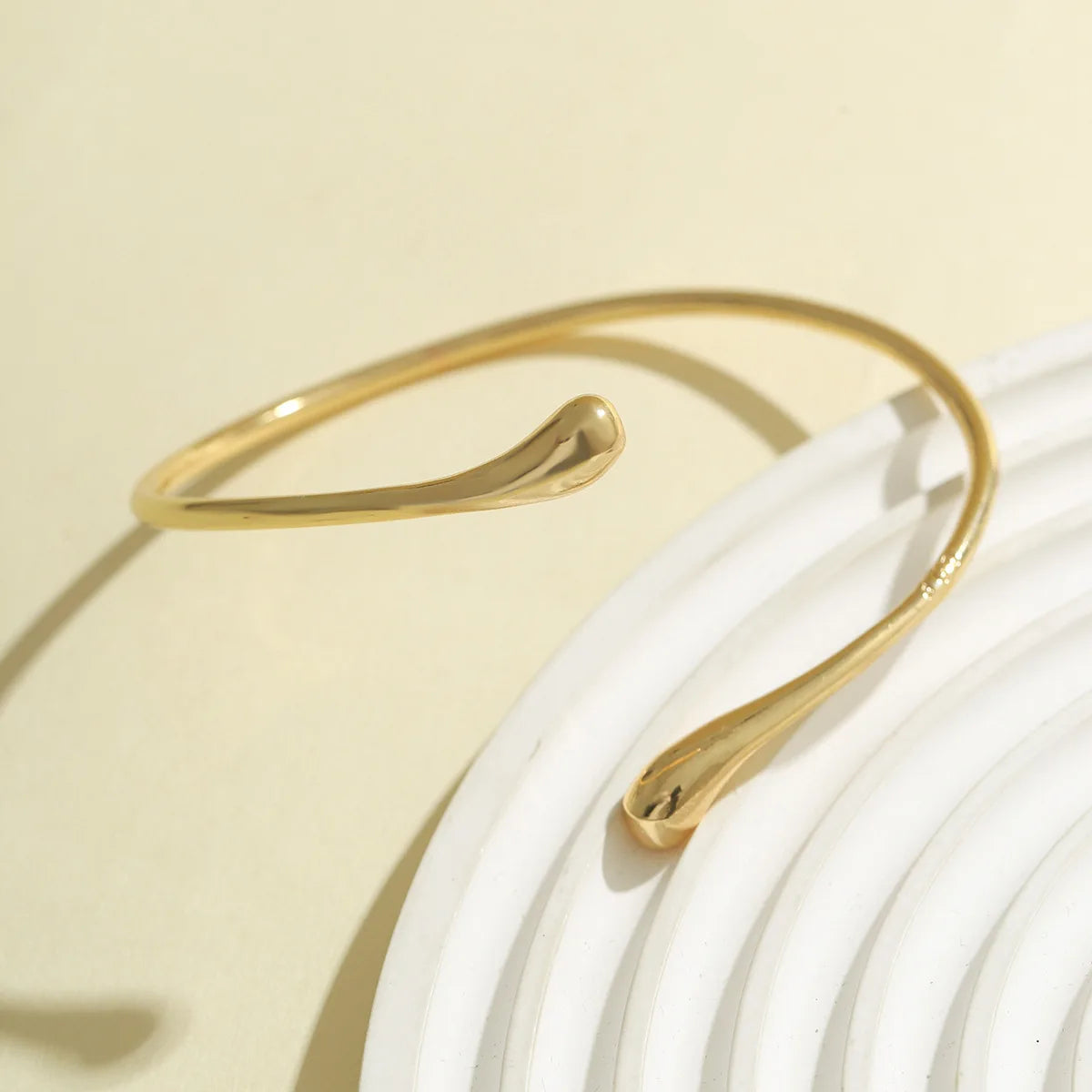 Vintage Water Drop Upper Arm Cuff – Adjustable Geometric Bangle